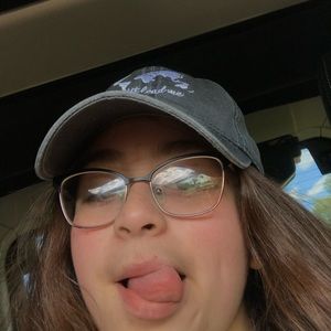 Meet your Posher, Lexi